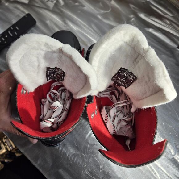 CCM Jet Speed SB Pro Ice Hockey Skates Intermediate Size 5 CM 24.2 NEW - Picture 9 of 12